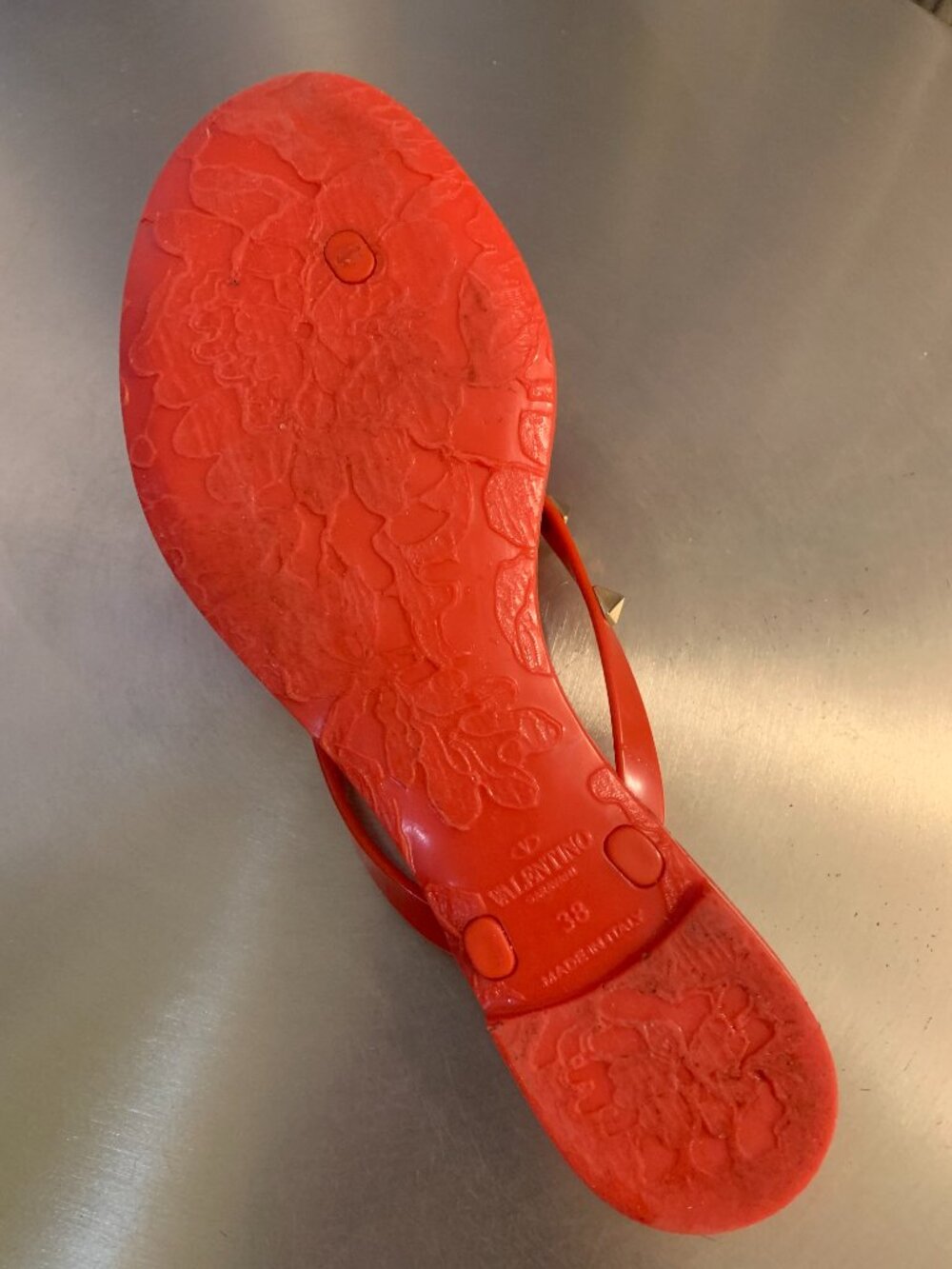 Valentino Rockstud PVC Flat Thong - Picture 5 of 8